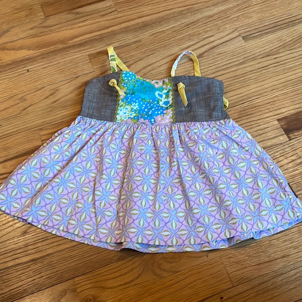 NWT-Matilda Jane knot swing top-size 8-love the colors.